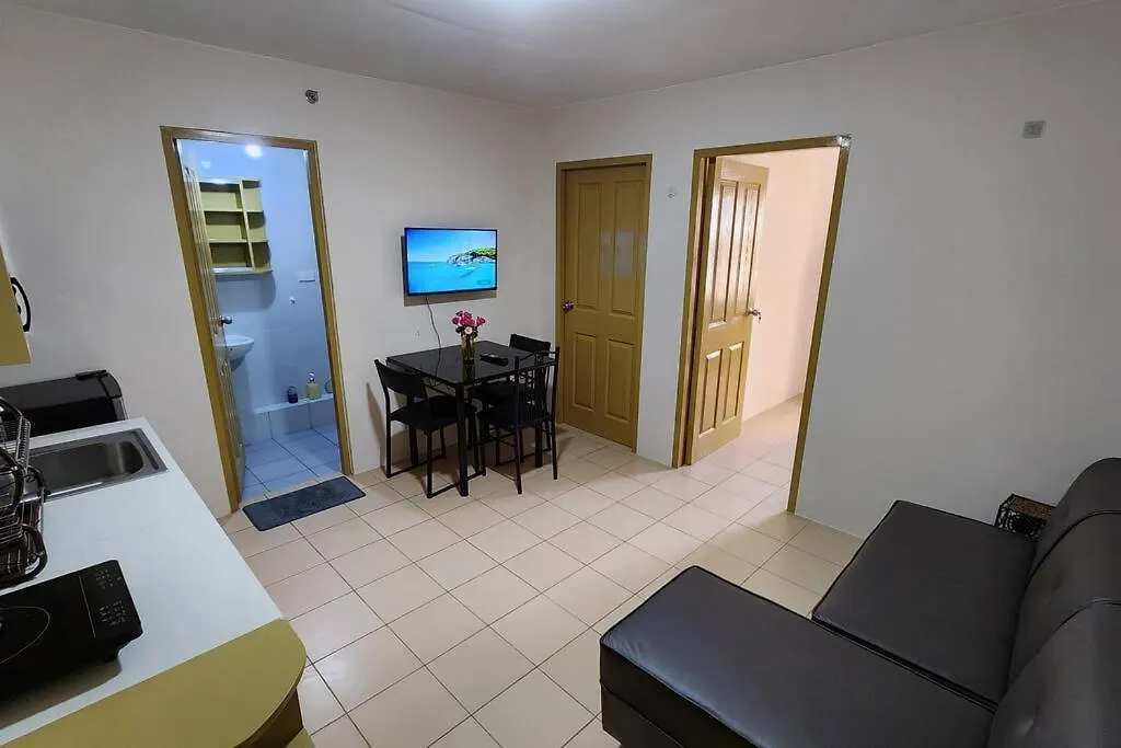 Denise'S Midtown Condo Davao City