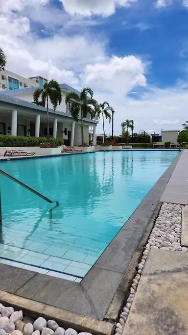 Denise'S Midtown Condo Davao City Filipinas